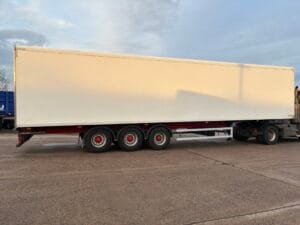 2018-gray-adams-dual-temp-reefer-trailer-20260114_153644263_ios