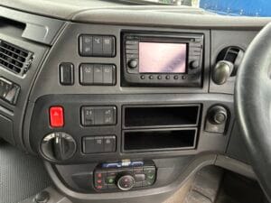 2021-daf-xf480-midlift-superspace-cab-20260115_140034311_ios