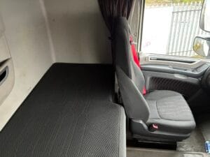 2021-daf-xf480-midlift-superspace-cab-20260115_140101443_ios