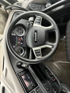 2021-daf-xf480-double-sleeper-mid-lift-superspace-20260115_141009363_ios-1-rotated