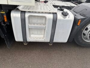 2021-daf-xf480-double-sleeper-mid-lift-superspace-20260115_141111511_ios-1