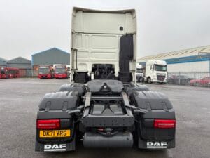 2021-daf-xf480-double-sleeper-mid-lift-superspace-20260115_141141159_ios-1