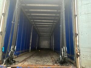 2017-montracon-tri-axle-curtainside-20260116_083119541_ios