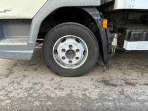 2021-daf-lf180-4x2-day-cab-box-rigid-20260116_145324526_ios-copy