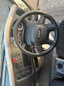 2021-daf-lf180-4x2-day-cab-box-rigid-20260116_145712628_ios-copy-rotated