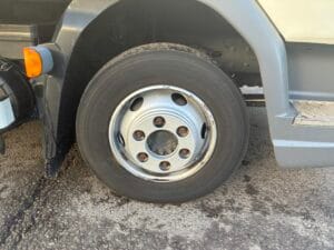 2021-daf-lf180-4x2-day-cab-box-rigid-20260116_145735381_ios