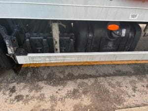 2021-daf-lf180-4x2-day-cab-box-rigid-20260116_145935227_ios-copy