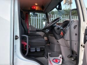 2022-daf-lf180-4x2-day-cab-box-rigid-20260116_160323199_ios