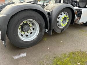 2021-daf-xf480-6x2-midlift-double-sleeper-tractor-unit-20260120_113143690_ios