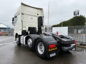 2021-71-plate-daf-xf530-6x2-pto-tractor-unit-20260121_115459406_ios