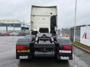 2021-71-plate-daf-xf530-6x2-pto-tractor-unit-20260121_115506468_ios