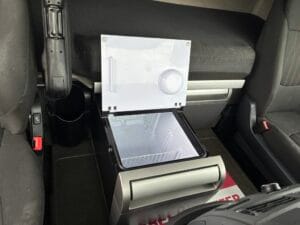 2021-71-plate-daf-xf530-6x2-pto-tractor-unit-20260121_115646781_ios-1