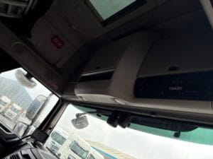 2021-71-plate-daf-xf530-6x2-pto-tractor-unit-20260121_115704777_ios-1