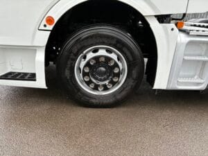 2022-71-plate-man-tgx-26-510-midlift-tractor-unit-20260121_143222731_ios