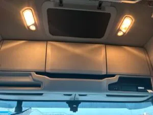 2022-72-plate-scania-r-series-500-6x2-midlift-unit-20260122_100835463_ios