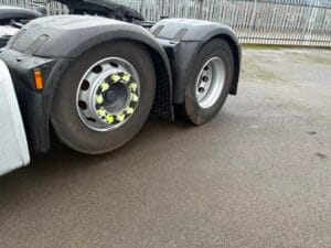 2022-daf-xf530-6x2-midlift-superspace-tractor-unit-20260122_151852548_ios