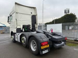 2022-daf-xf530-6x2-midlift-superspace-tractor-unit-20260122_151900052_ios