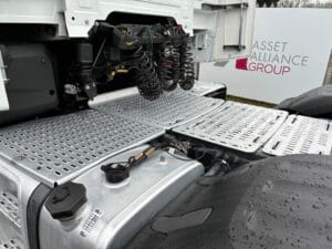 2022-xg-530-new-generation-6x2-midlift-unit-20260126_112031052_ios