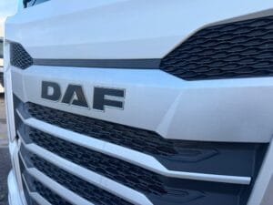 2022-daf-xf-480-mid-lift-3e4551a1-578f-48a9-8c23-f6286bc30231