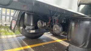 2023-tiger-tri-axle-aag28270-11