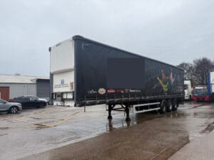 2017-lawrence-david-enxl-rated-pillarless-4-2m-curtainsider-trailer-img_2257v2