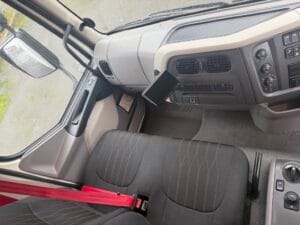 2022-daf-lf180-day-cab-img_2276