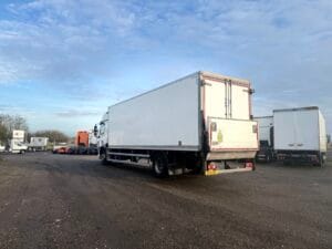 2019-daf-cf260-4x2-space-cab-box-rigid-img_5658-edited