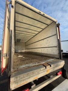 2019-daf-cf260-4x2-space-cab-box-rigid-img_5669-rotated