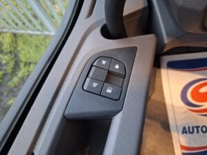 2022-72-plate-xf480-new-generation-6x2-midlift-unit-window