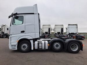 2022-72-mercedes-actros-2553-mid-lift-1000027273