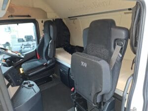 2022-72-mercedes-actros-2553-mid-lift-1000027279