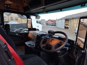 2022-72-mercedes-actros-2553-mid-lift-1000027281