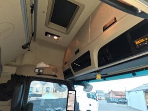 2022-72-mercedes-actros-2553-mid-lift-1000027282