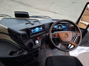 2022-72-mercedes-actros-2553-mid-lift-1000027284