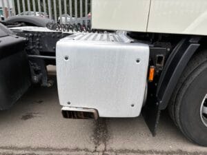 2020-70-daf-xf-530-mid-lift-20260218_150657300_ios