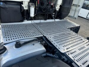 2022-daf-xf530-mid-lift-photo-2026-02-25-14-16-53-10