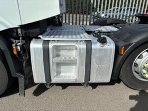 2023-daf-xf480-new-generation-midlift-20260330_140825377_ios