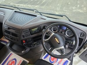 2022-72-daf-xf530-midlift-img-20260206-wa0369