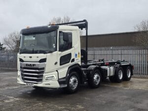 2024-74-daf-xd410-hookloader-img-20260305-wa0035