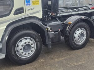 2024-74-daf-xd410-hookloader-img-20260305-wa0038