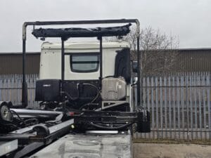 2024-74-daf-xd410-hookloader-img-20260305-wa0057
