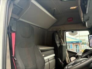 2023-daf-xf480-new-generation-mid-lift-processed-72d922d1-5ff6-463c-88bf-5298bd56e68a