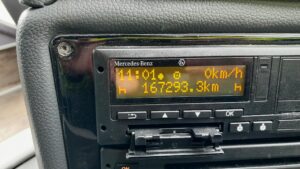 2023-mercedes-benz-unvi-voyager-gt-30-seat-coach-1000047354