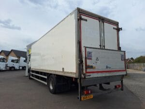 2019-daf-cf260-18t-box-rigid-1000047719