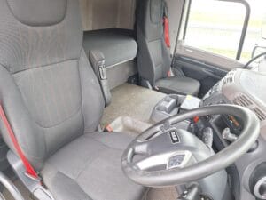 2019-daf-cf260-18t-box-rigid-1000047724