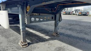 2022-tiger-tri-axle-pillarless-curtain-sided-trailer-1000048009