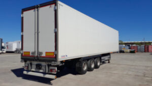 2021-schmitz-dual-temp-tri-axle-fridge-tailer-1000049787-edited-4
