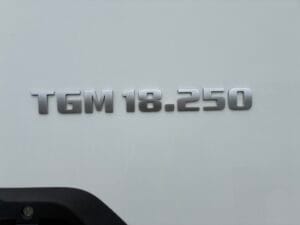 2022-72-man-tgm-18-250-box-tail-lift-rigid-20260401_074807685_ios