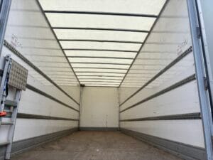 2022-72-man-tgm-18-250-box-tail-lift-rigid-20260401_074926859_ios