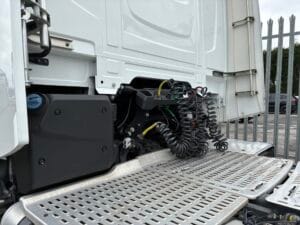 2023-73-daf-xf480-new-generation-midlift-20260401_140517510_ios